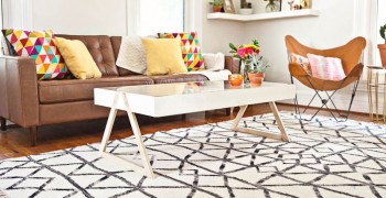 Kofeynyiy-stolik-svoimi-rukami-19