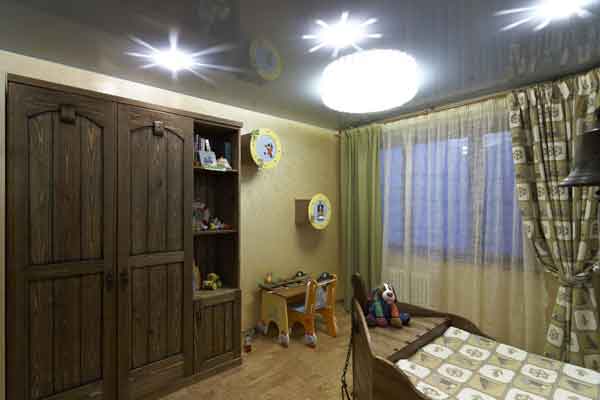 Шкаф в комнате морского стиля Шкаф в комнате морского стиля