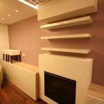 Полочки и ниша под электрокамин из гипсокартона