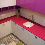 Цвет столешницы немного отличается от основных цветов