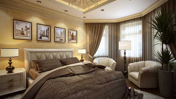 Спальня в классическом стиле с большим окном и картинами на стене Спальня в классическом стиле с большим окном и картинами на стене