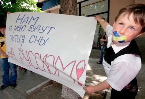 Обнимание за талию в публичных местах