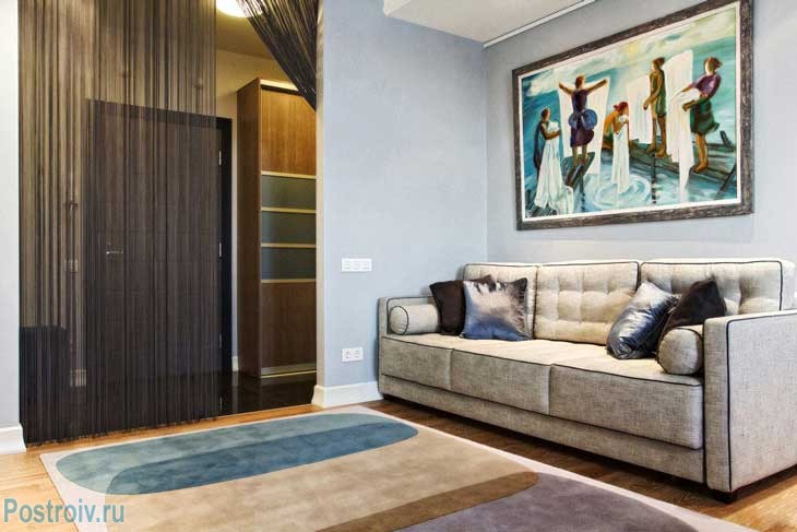 Гостиная, совмещенная с кухней. Фото