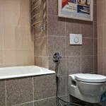 Красивая и современная отделка ванной комнаты керамогранитом