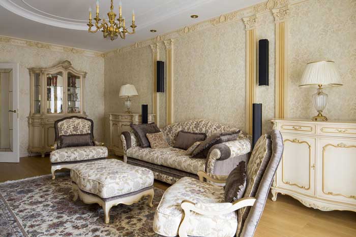 Роскошная мебель для гостиной кремового оттенка