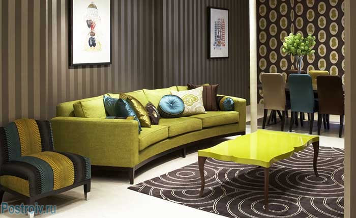 Обои в интерьере гостиной. Фото