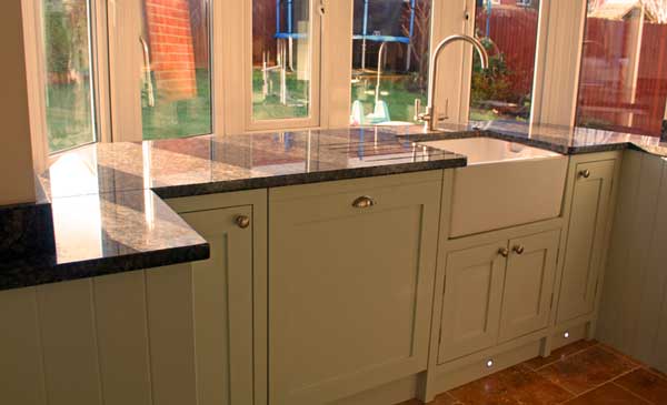 Столешница подоконник на кухне дизайн кухни с эркером Столешница подоконник на кухне дизайн кухни с эркером