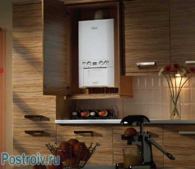 Прячем колонку на кухне в шкаф Прячем колонку на кухне в шкаф