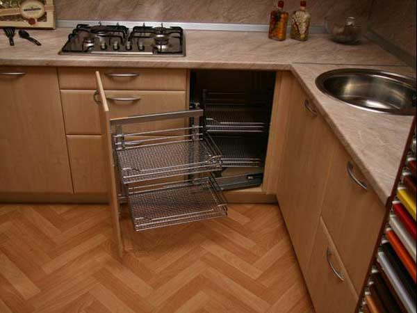 Угловой шкаф для маленькой кухни фото Угловой шкаф для маленькой кухни фото