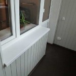 Пластиковая вагонка на балконе. Фото