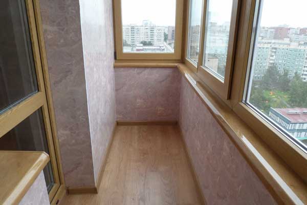 Пластиковые панели на балконе