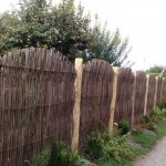 pleteniy-zabor-svoimi-rukami