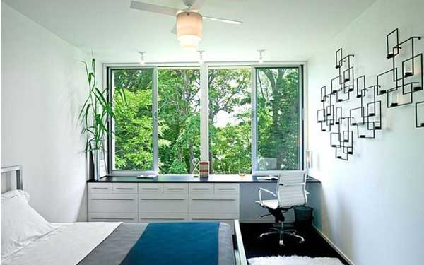 Лучшее освещение подоконника стола - естественный свет Лучшее освещение подоконника стола - естественный свет