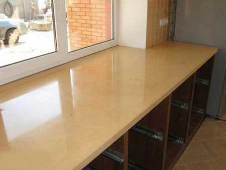 Письменный стол подоконник в комнате своими руками Письменный стол подоконник в комнате своими руками