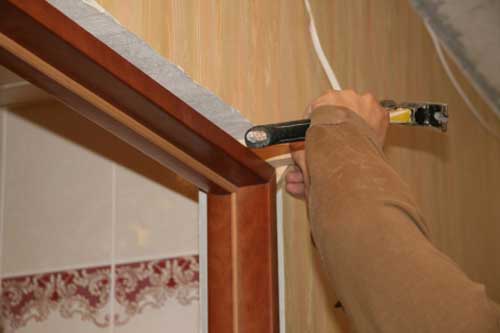 Ремонт дверной коробки своими руками