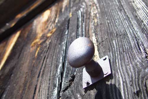 Реставрация деревянных дверей