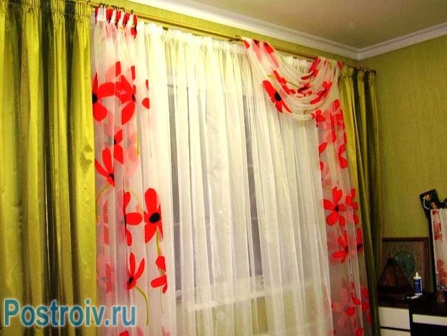 Комбинированные шторы в детскую комнату 