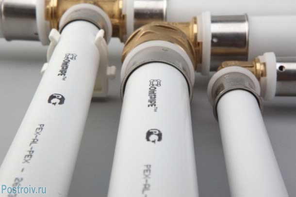 Соединение металлопластиковых труб. Фото 4